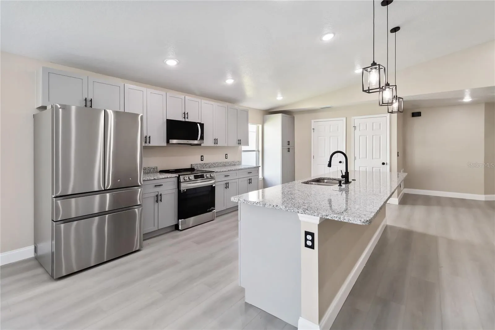 2385 ANDREWS VALLEY DR
