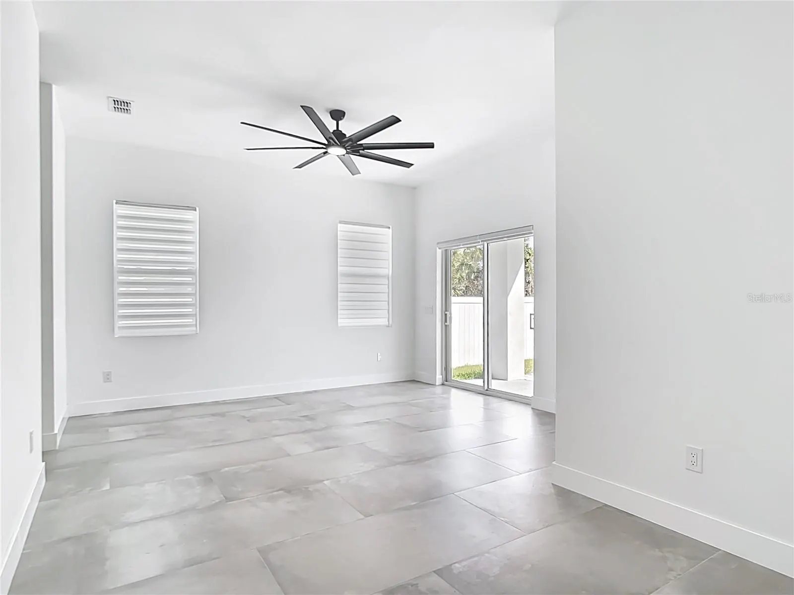 159 ANTILLA DR
