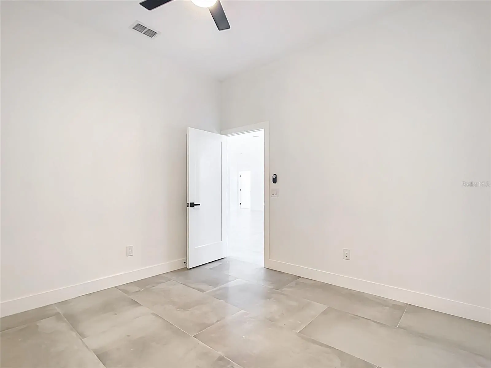 159 ANTILLA DR