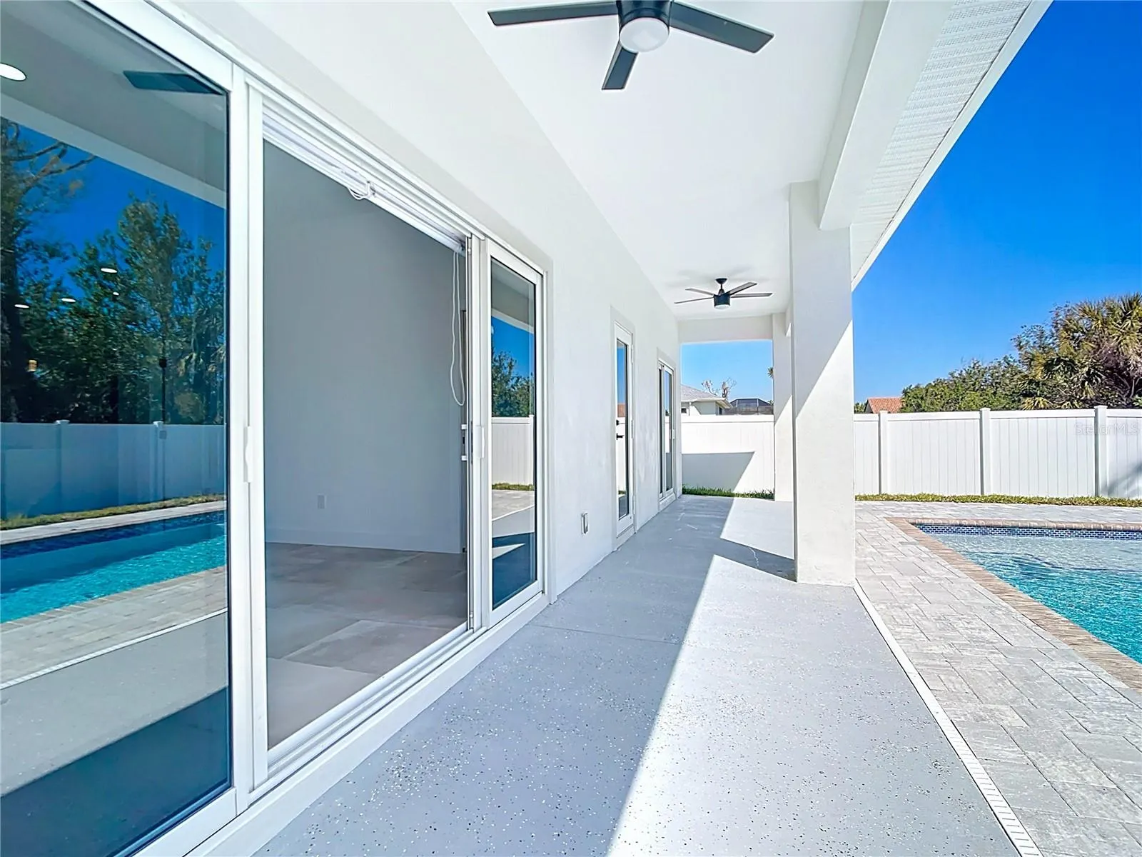 159 ANTILLA DR