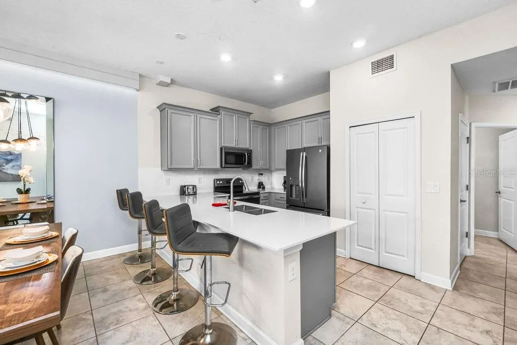 563 OCEAN COURSE AVE #NA, #NA