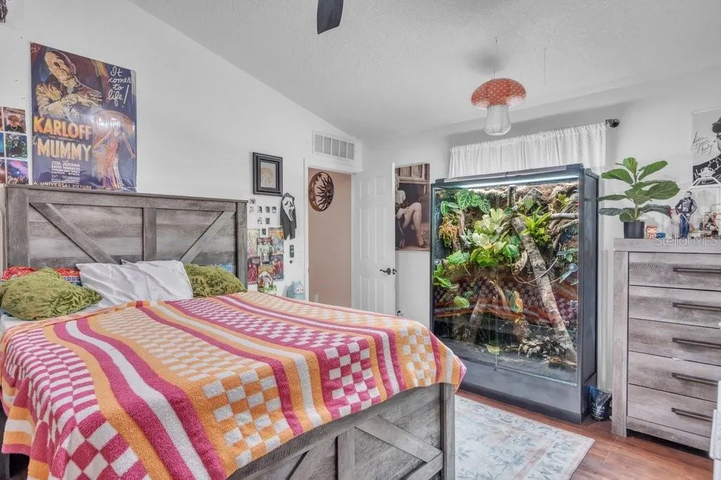 3011 NW 33RD AVE