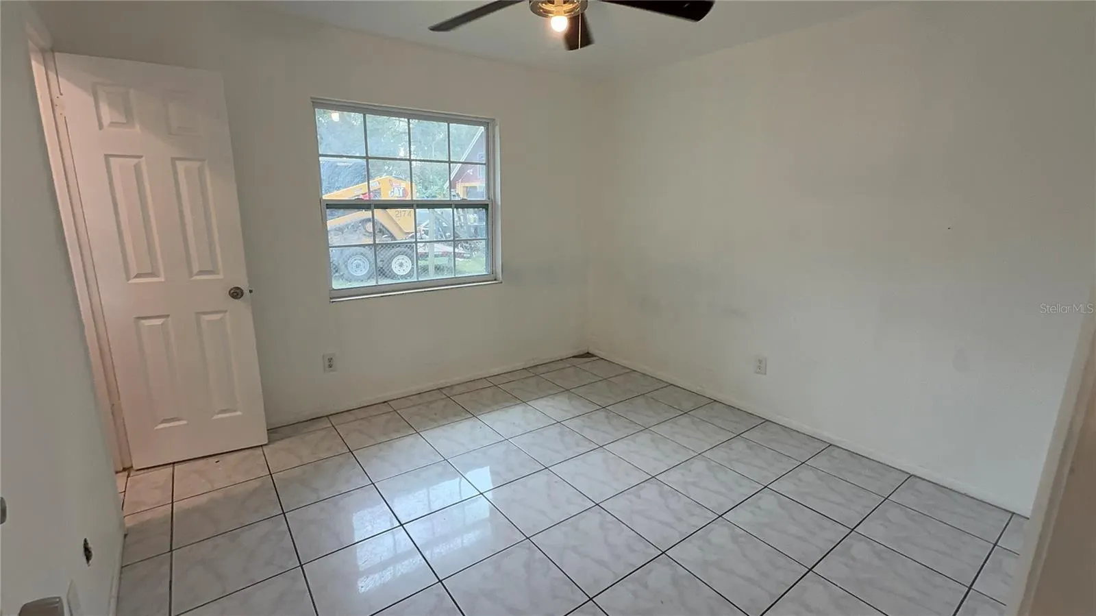 226 ROSLAND DR