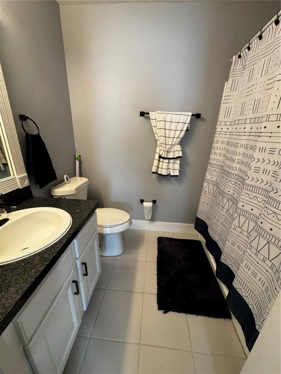 3998 PEMBERLY PINES CIR