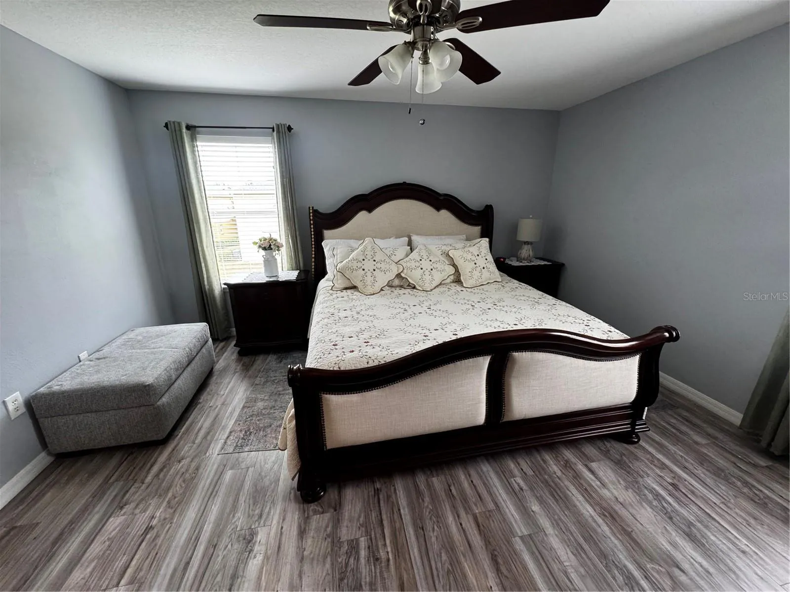 3998 PEMBERLY PINES CIR