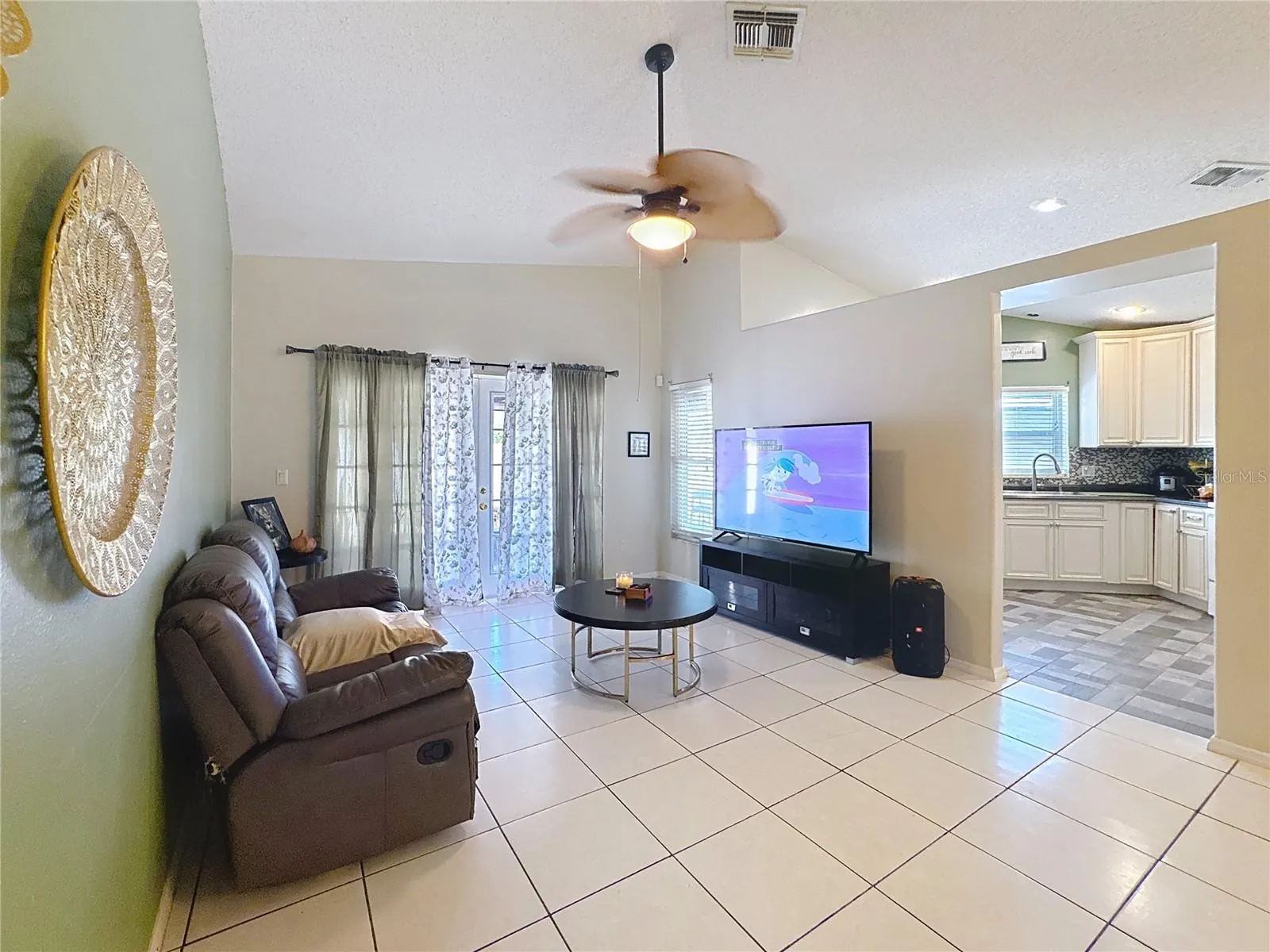 3217 BREWSTER DR