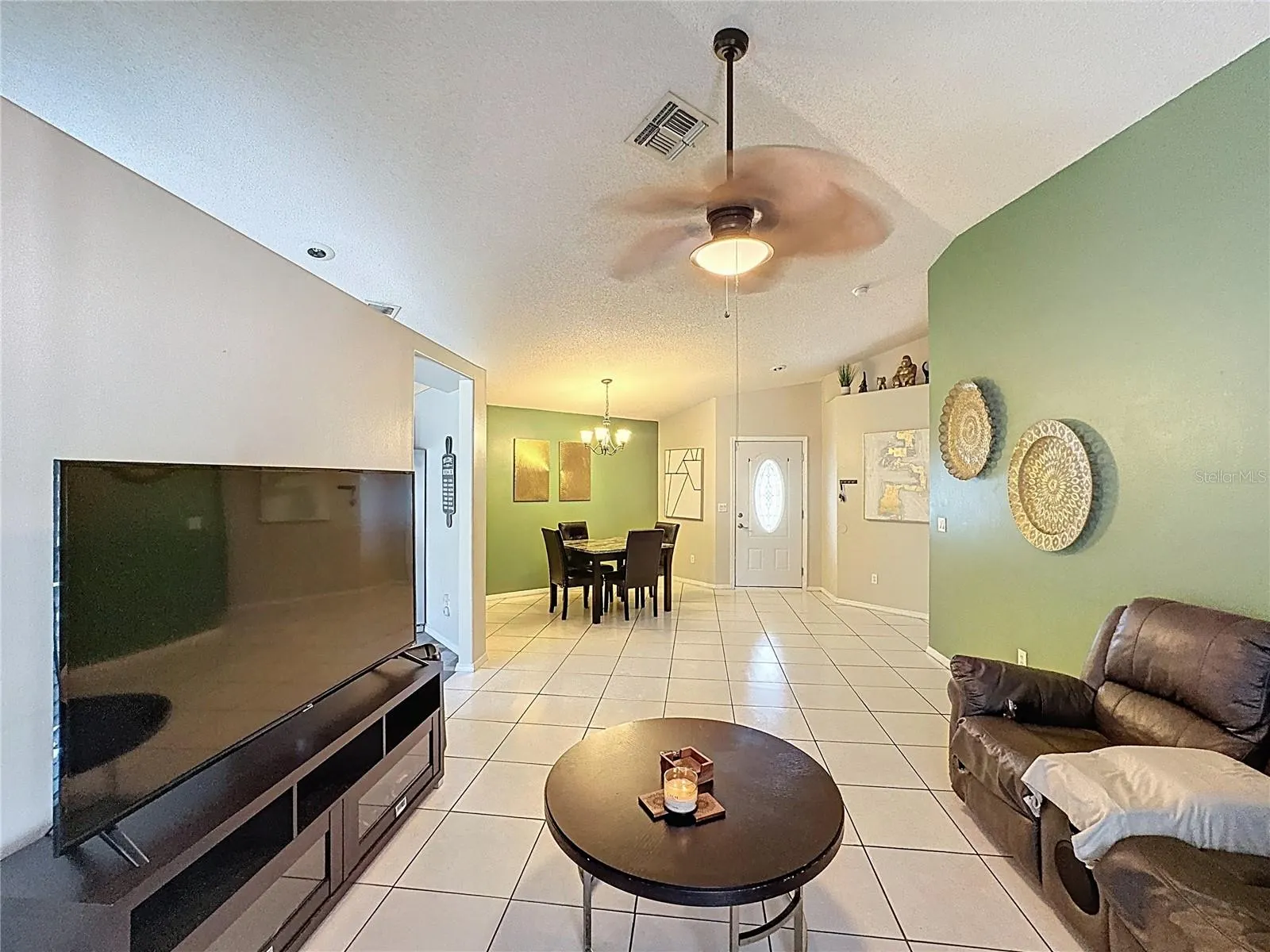 3217 BREWSTER DR