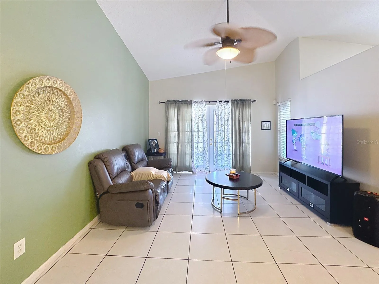 3217 BREWSTER DR