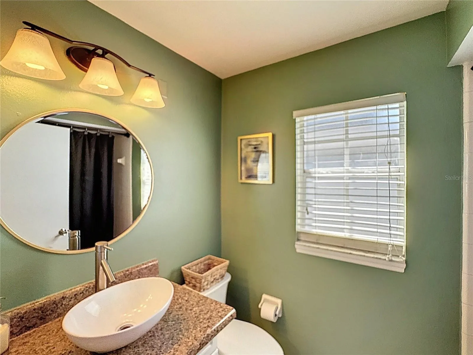 3217 BREWSTER DR