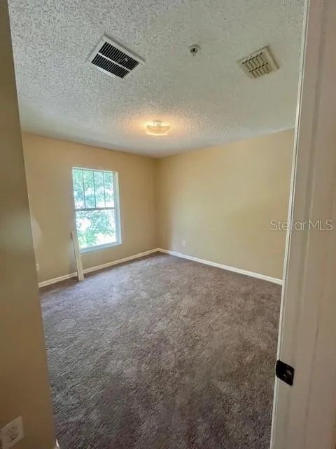 2070 CYPRESS BAY BLVD