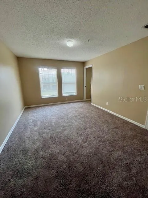 2070 CYPRESS BAY BLVD
