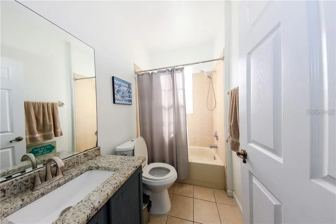 3301 WHITESTONE CIR #107, #107