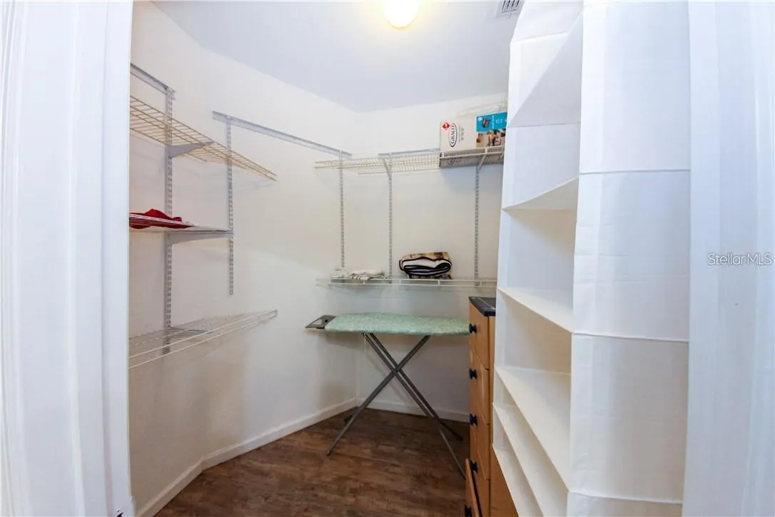 3301 WHITESTONE CIR #107, #107
