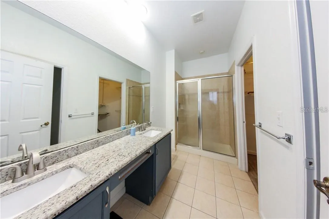 3301 WHITESTONE CIR #107, #107