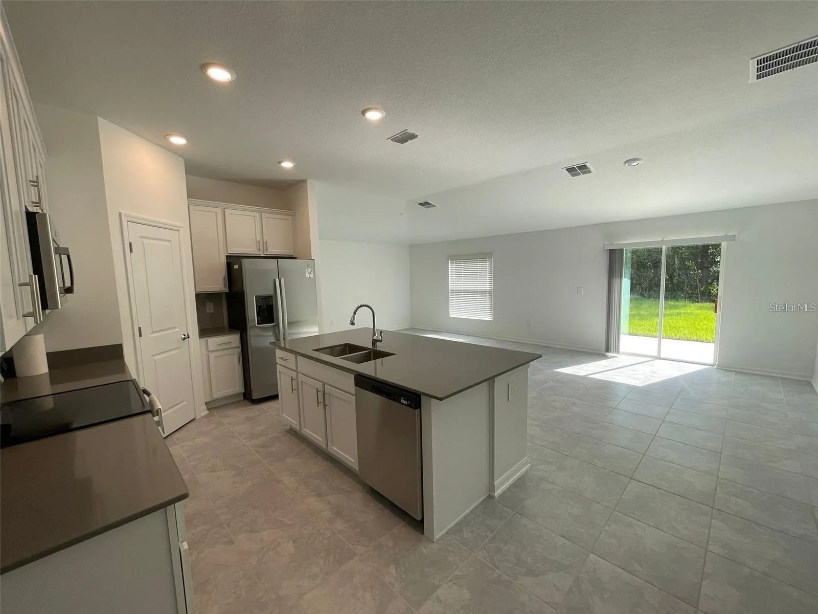 4231 GREEN GABLES PL