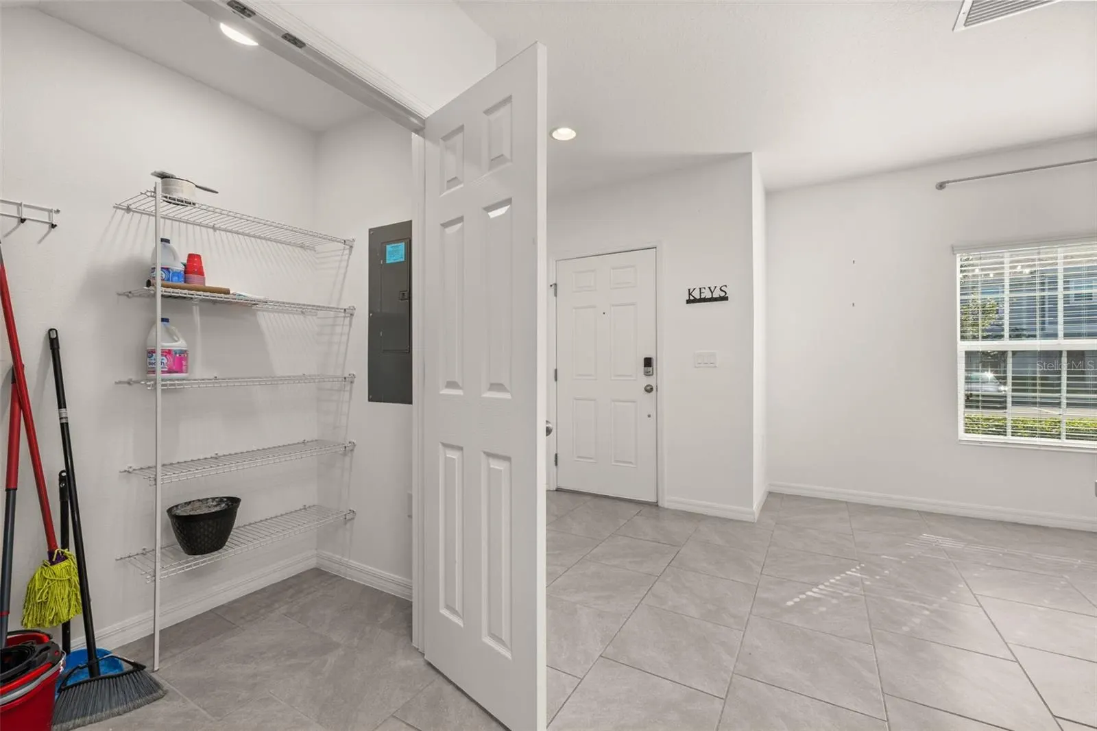 1330 BLAZING STAR LN