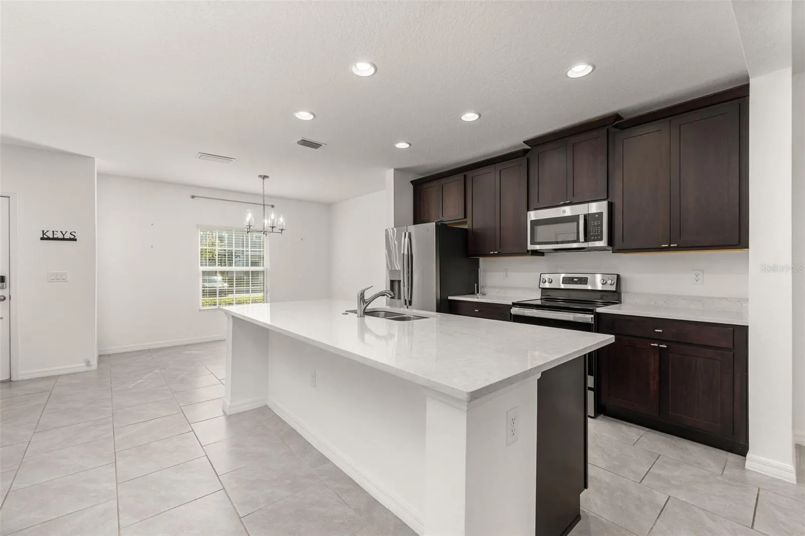 1330 BLAZING STAR LN