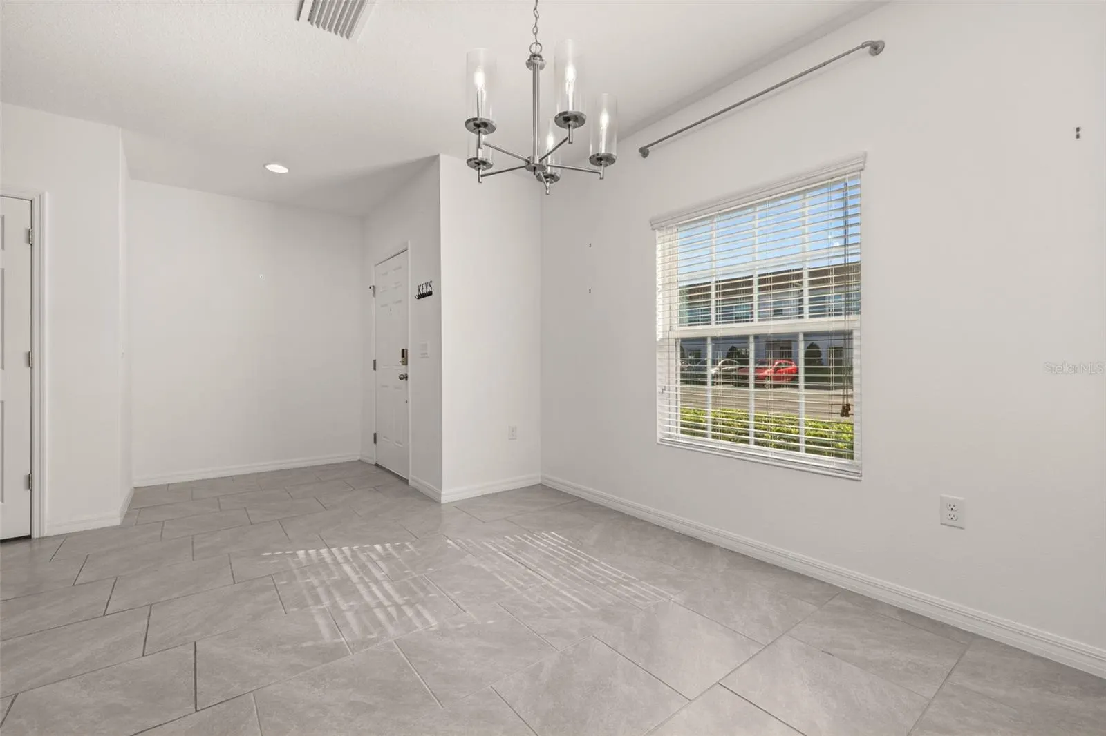 1330 BLAZING STAR LN