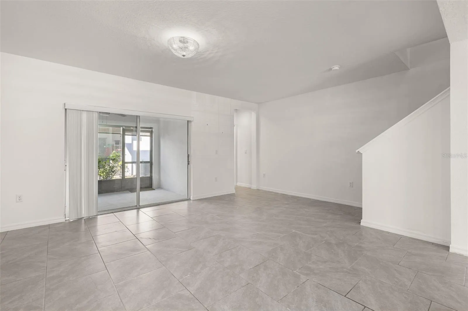 1330 BLAZING STAR LN