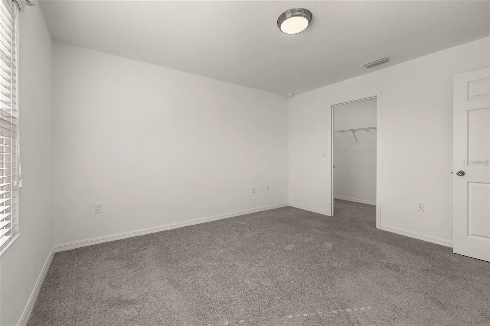 1330 BLAZING STAR LN