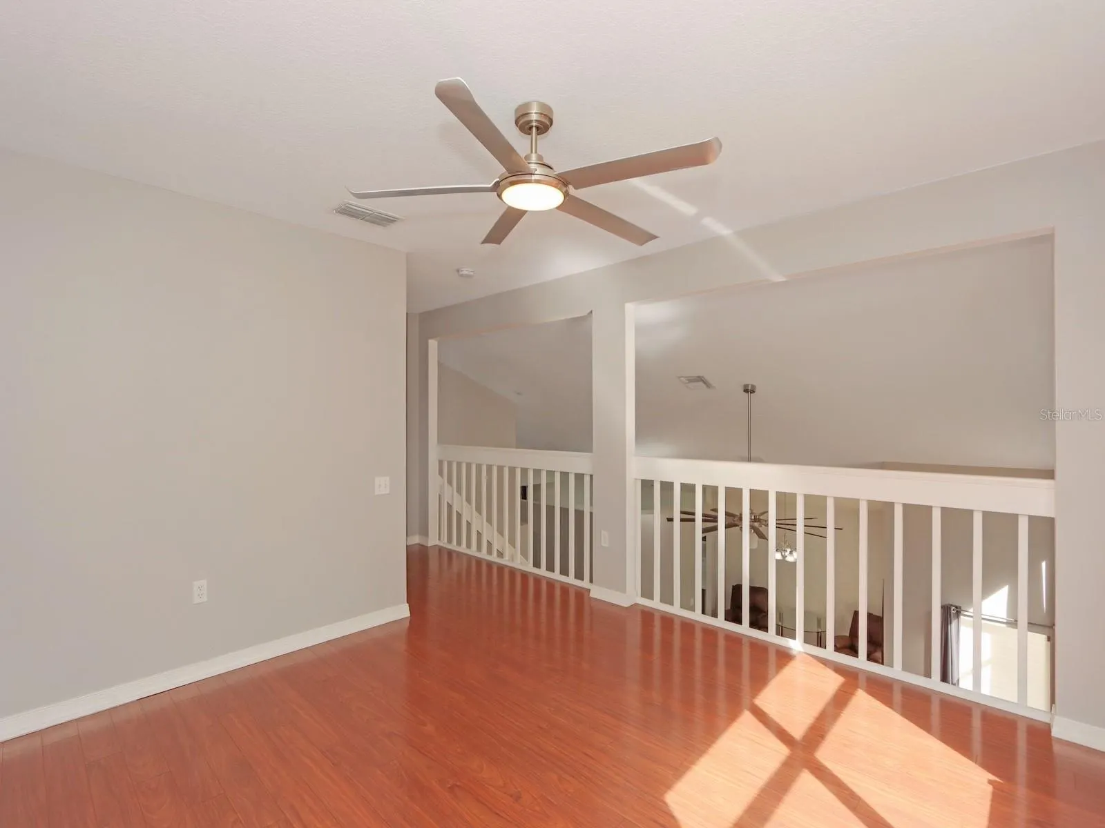 3203 HERONS POINT CIR