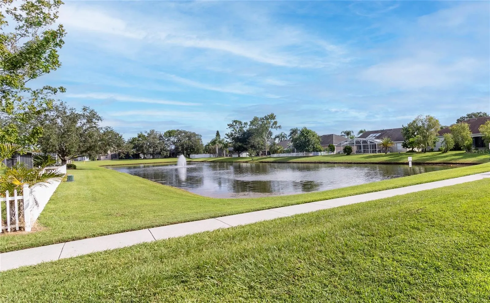 3203 HERONS POINT CIR