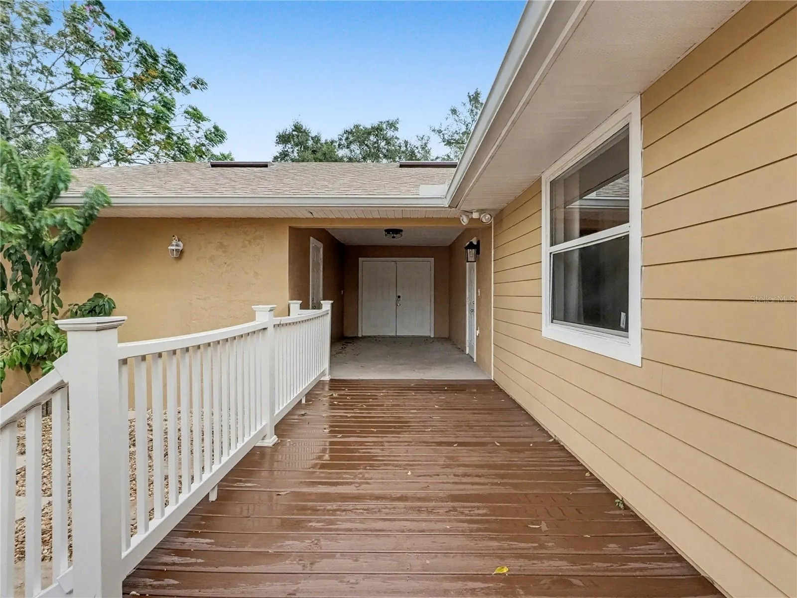 125 LAKE ROY DR
