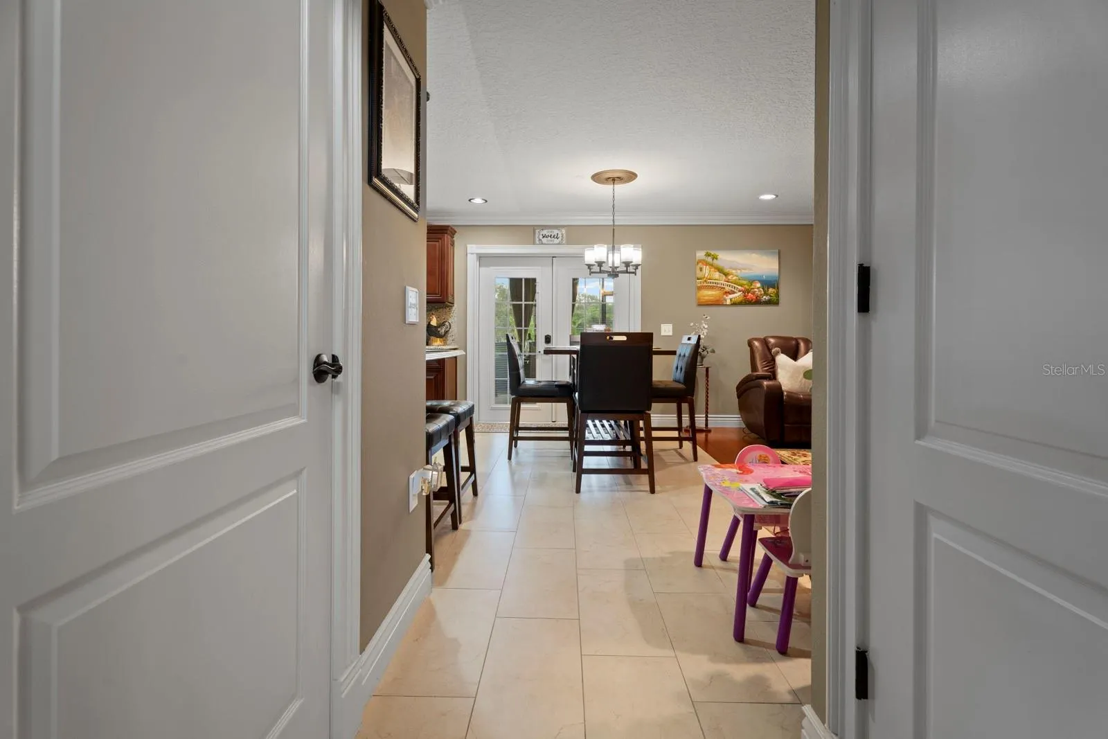 6107 WATERFIELD WAY