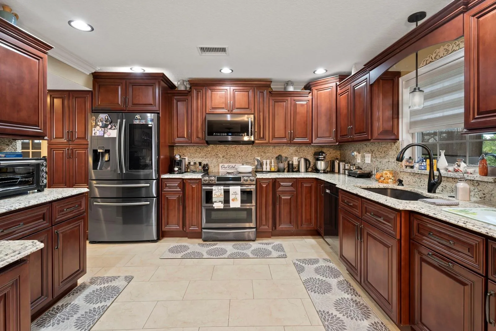 6107 WATERFIELD WAY