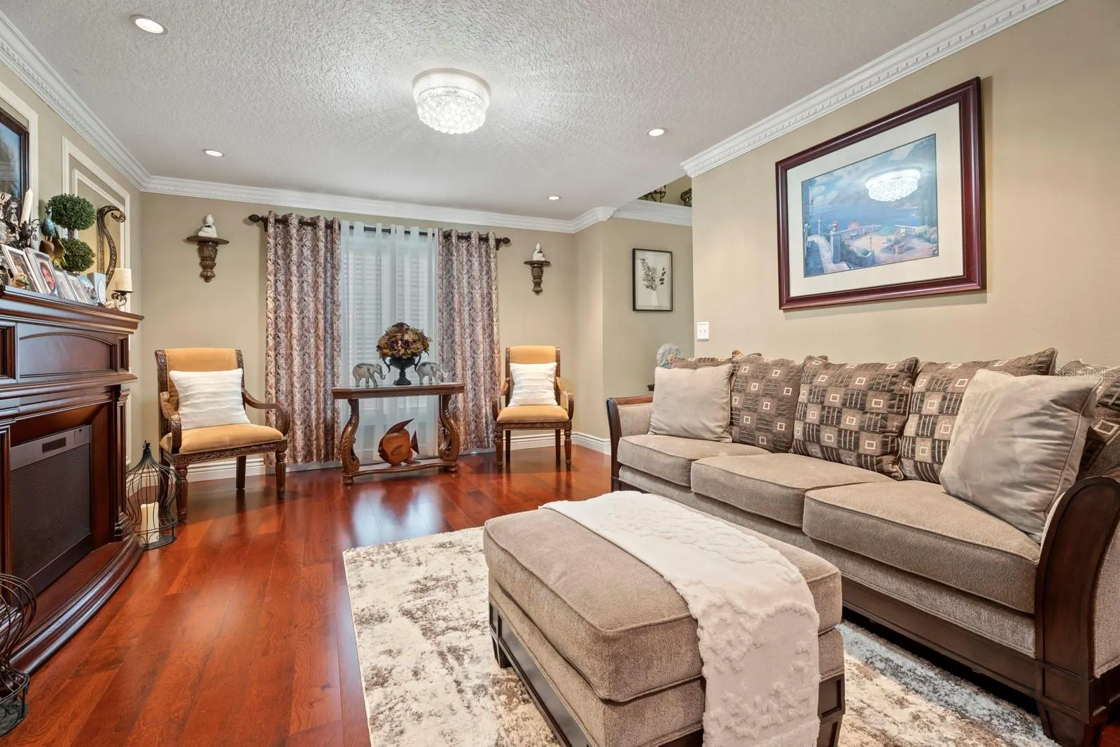 6107 WATERFIELD WAY