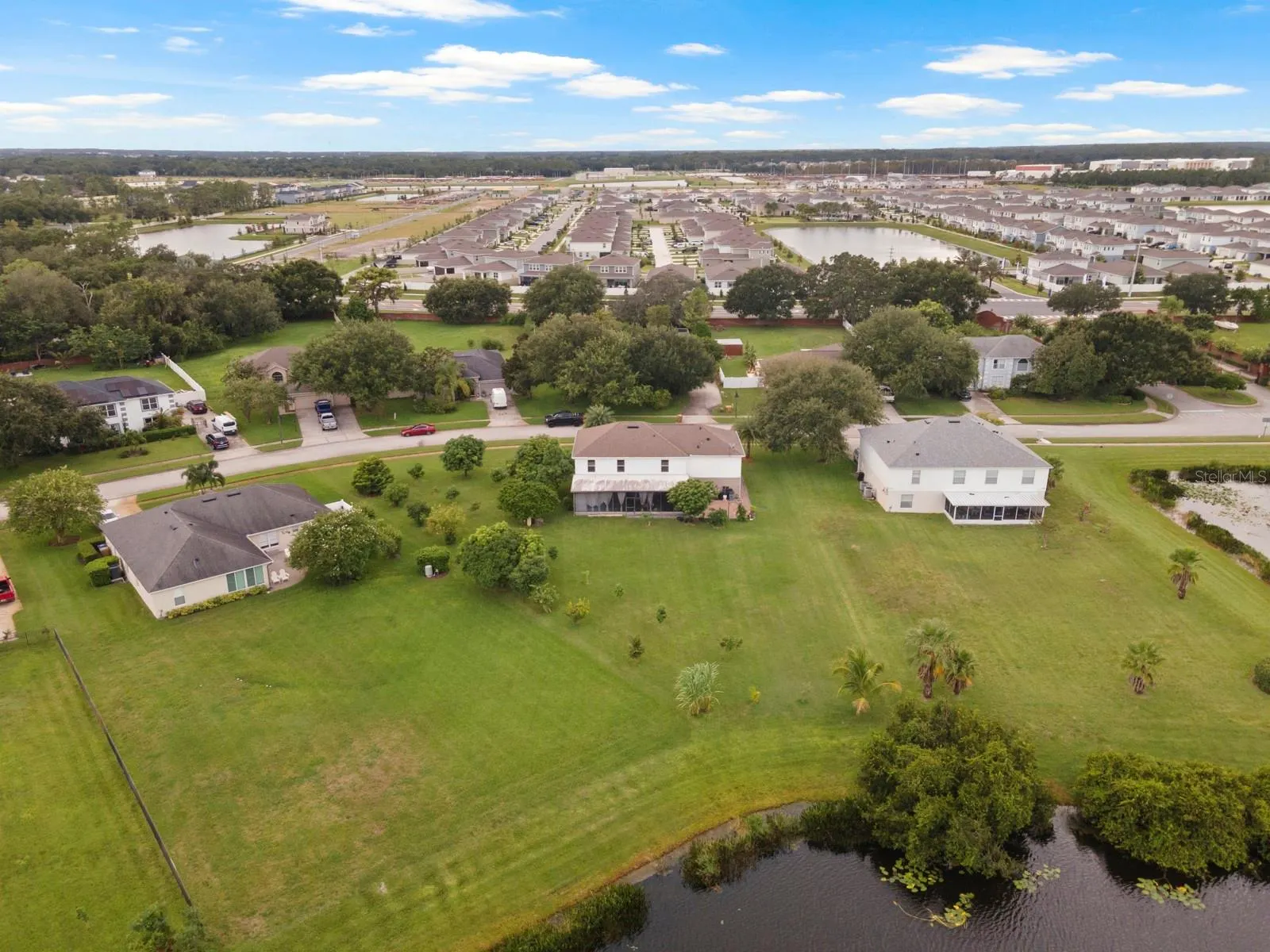 6107 WATERFIELD WAY