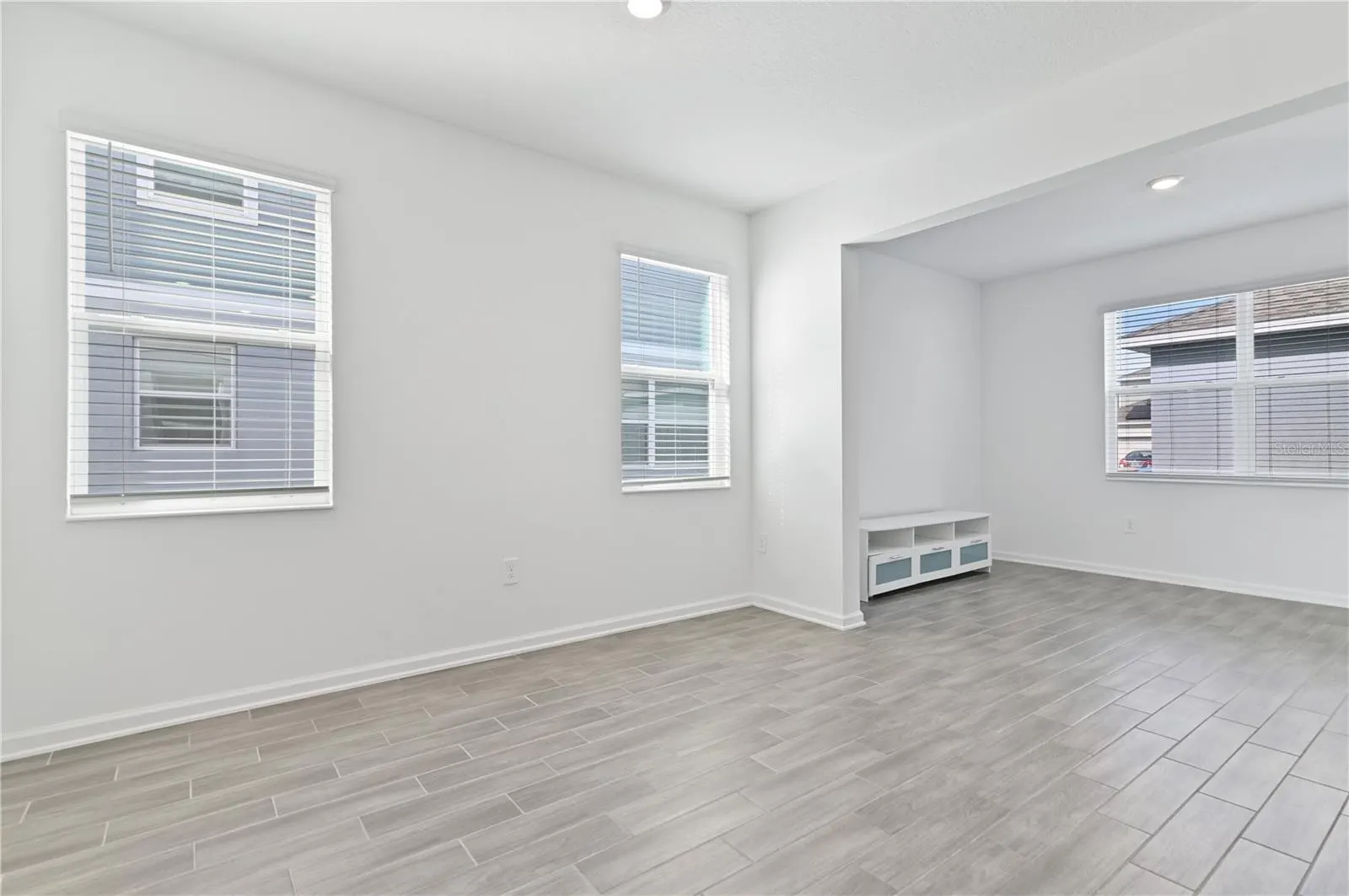 6446 LIMBERPINE ALY