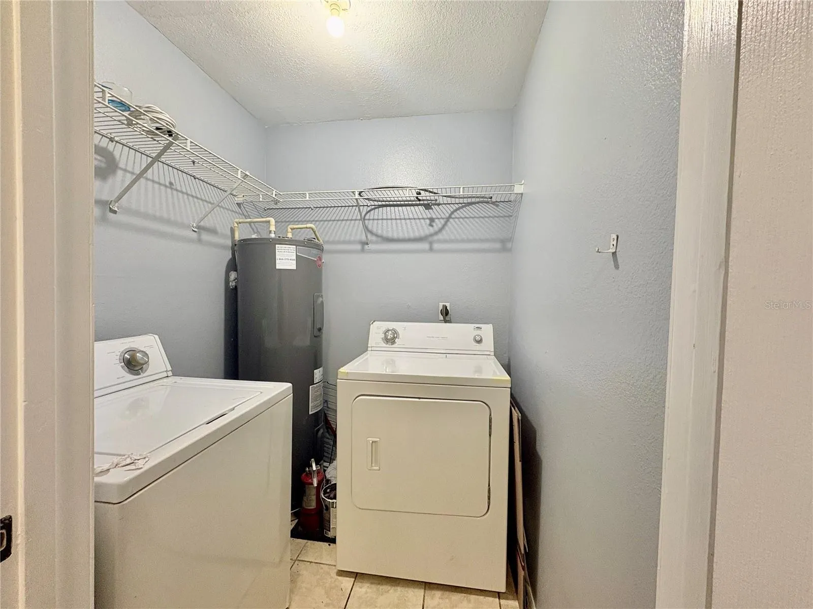 3008 PARKWAY BLVD #104, #104