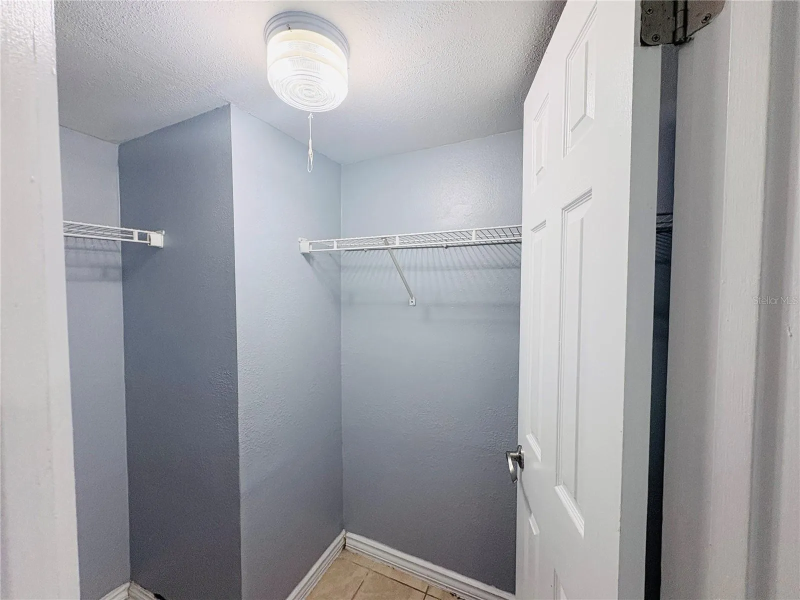 3008 PARKWAY BLVD #104, #104