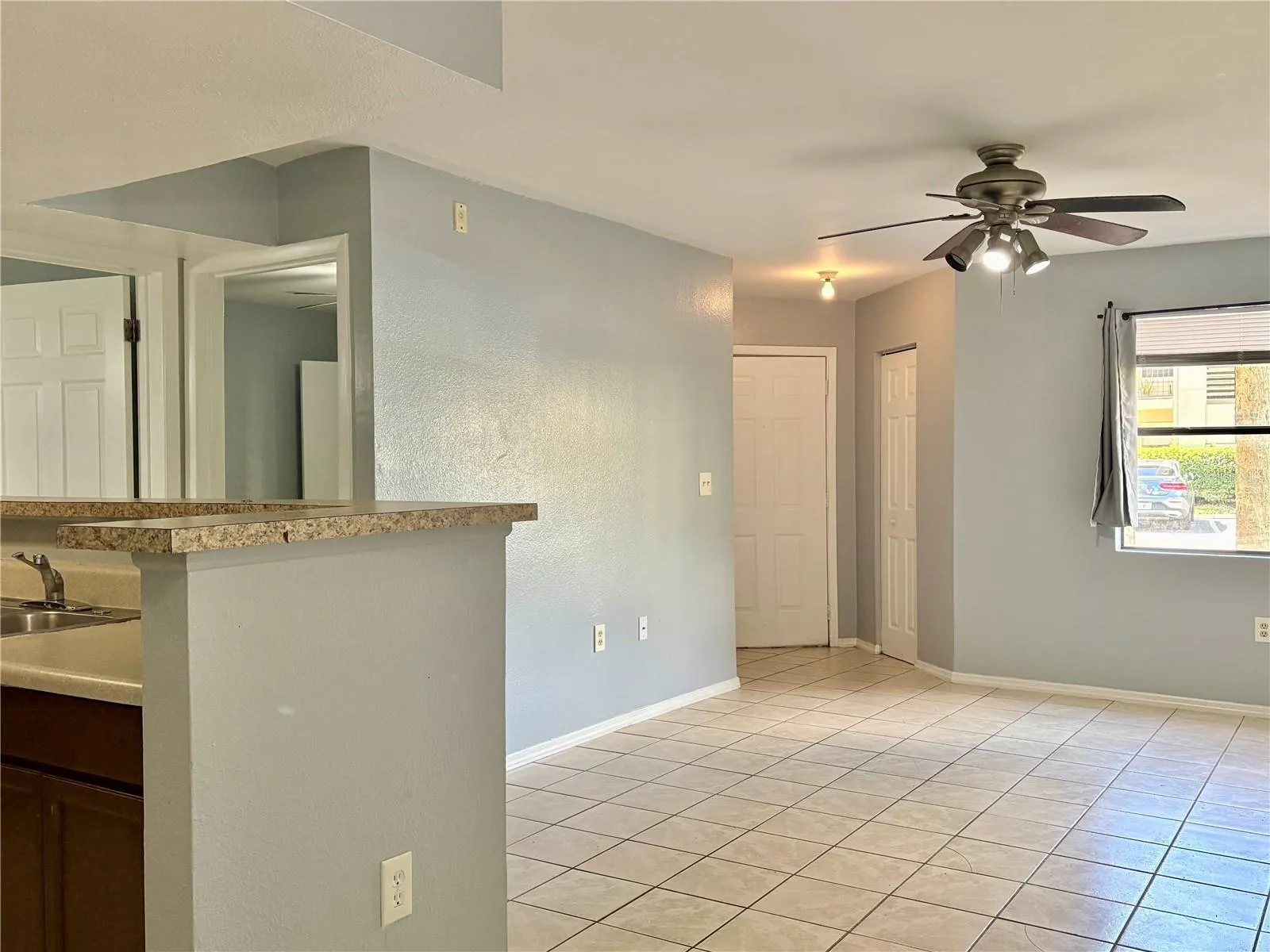 3008 PARKWAY BLVD #104, #104