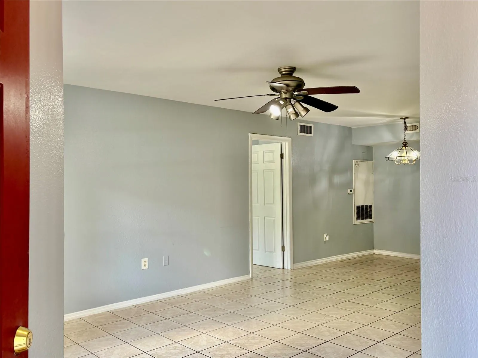 3008 PARKWAY BLVD #104, #104