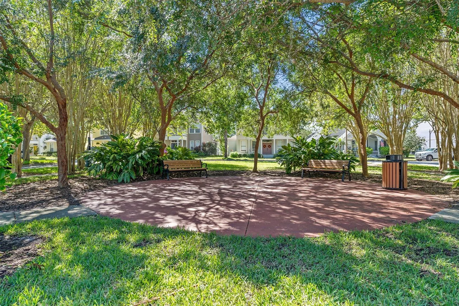 6913 BEARGRASS RD