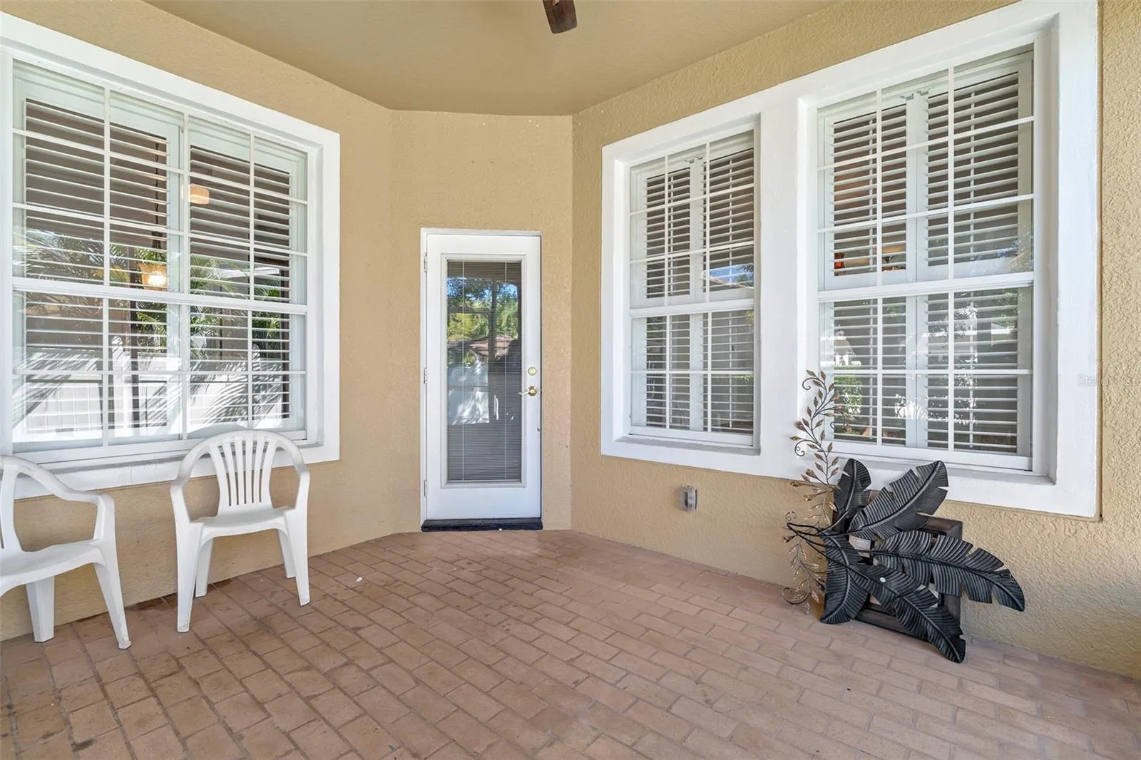 6913 BEARGRASS RD