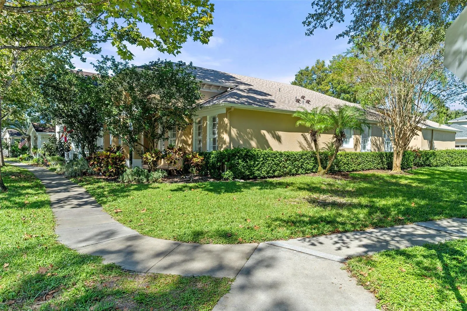 6913 BEARGRASS RD