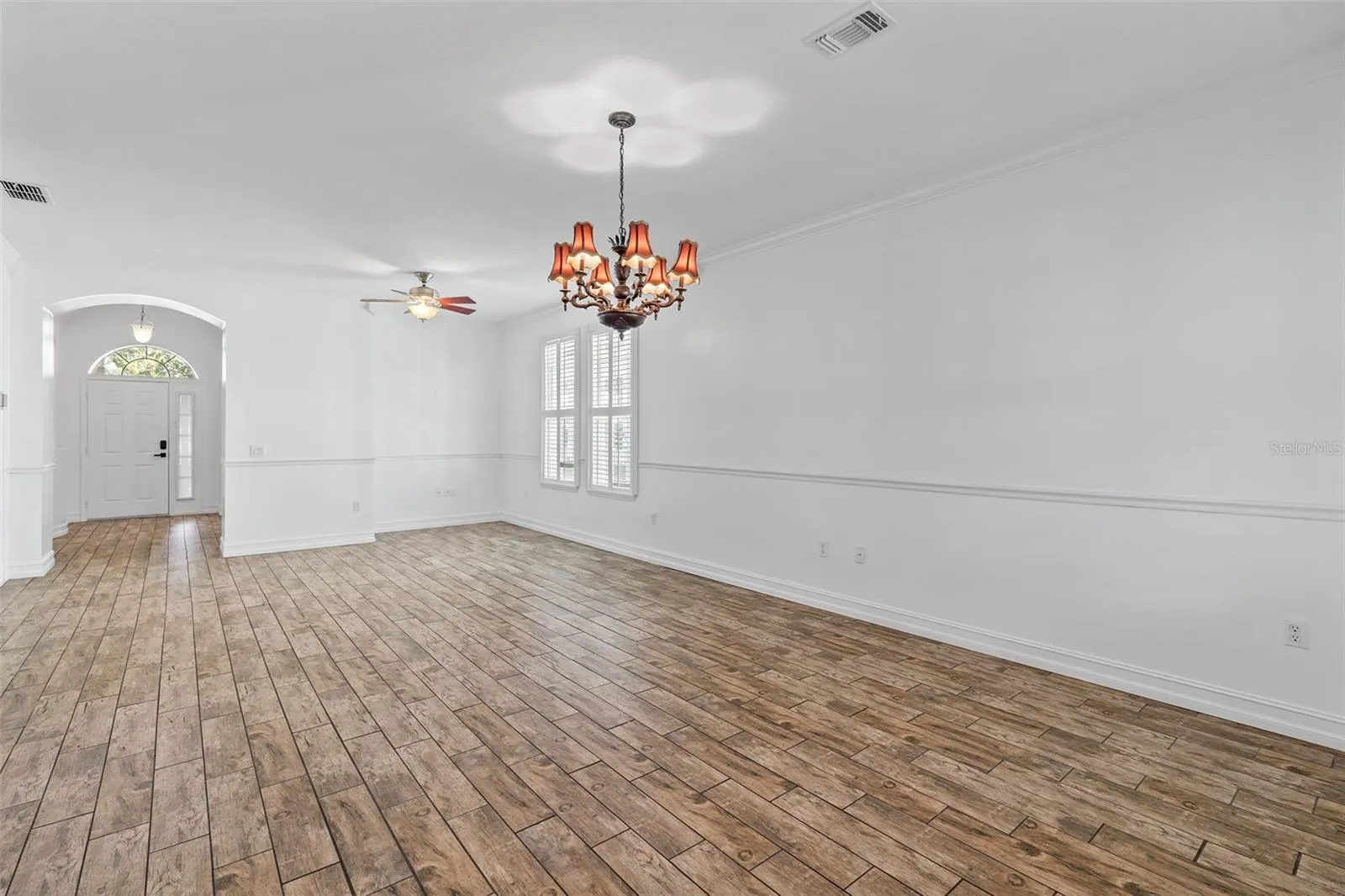 6913 BEARGRASS RD