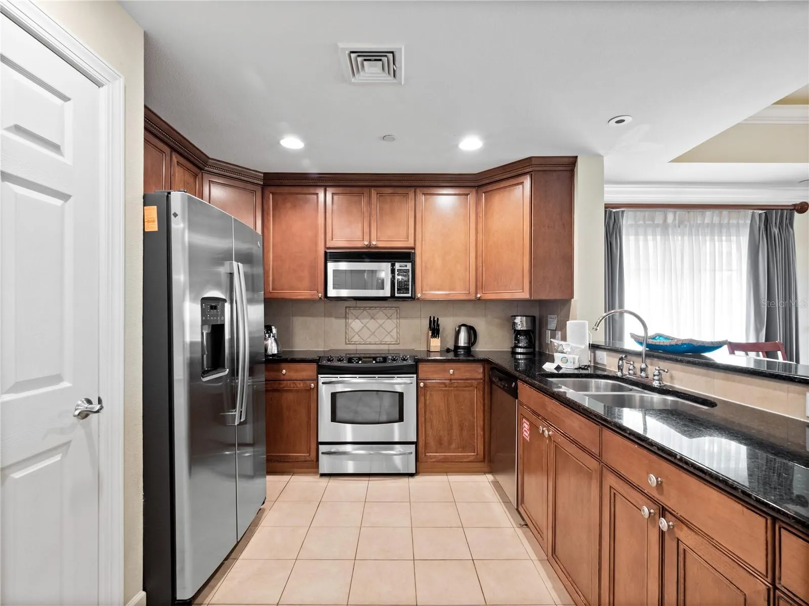 1368 CENTRE COURT RIDGE DR #101, #101