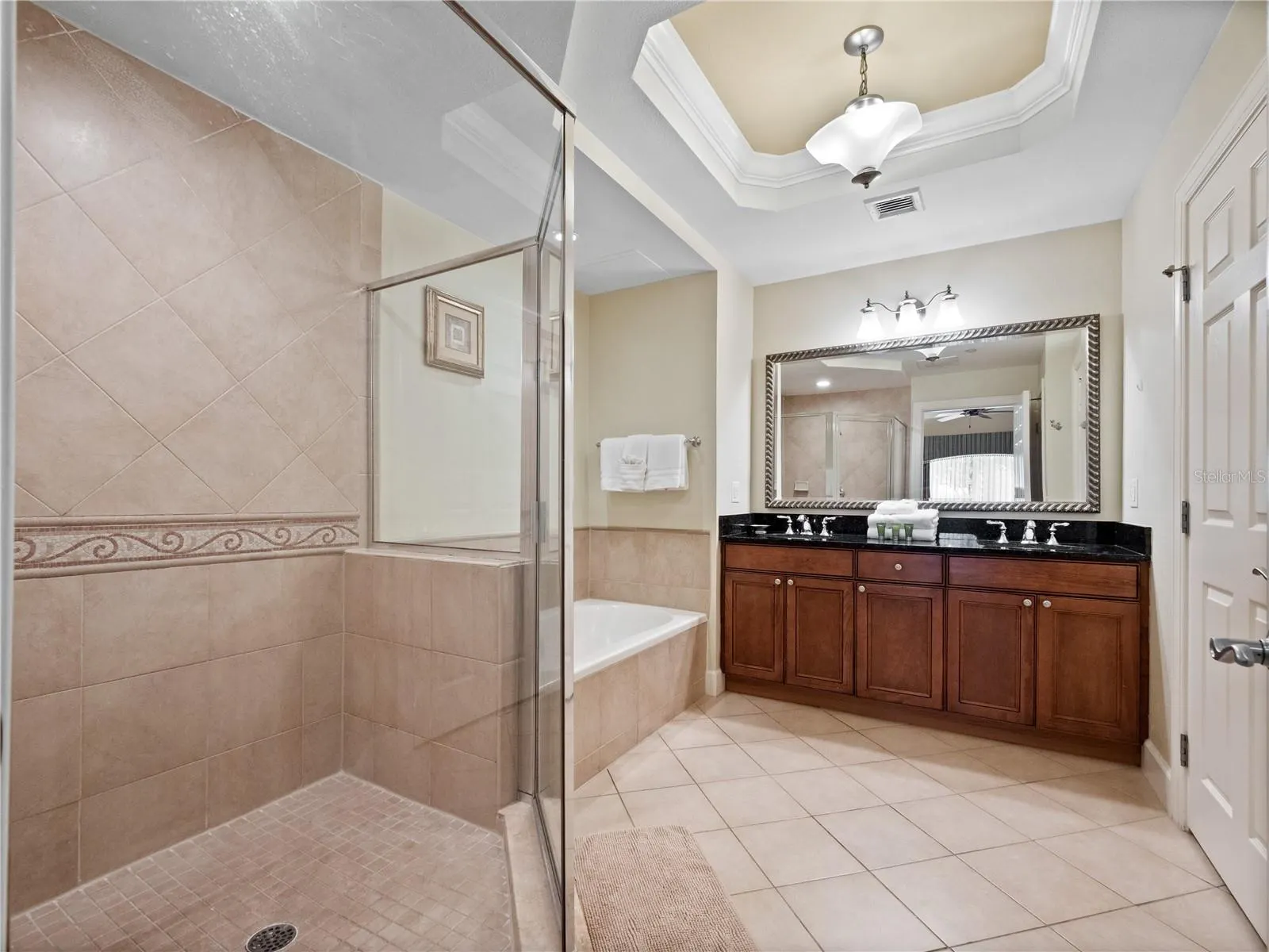 1368 CENTRE COURT RIDGE DR #101, #101
