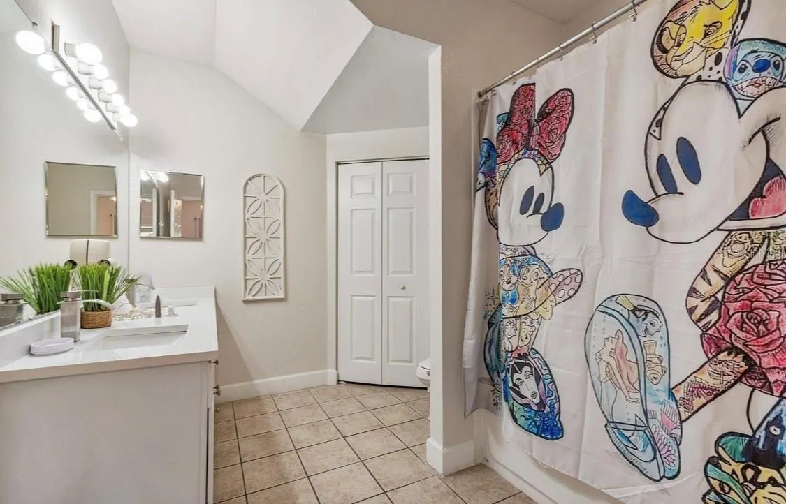 2964 LUCAYAN HARBOUR CIR #107, #107