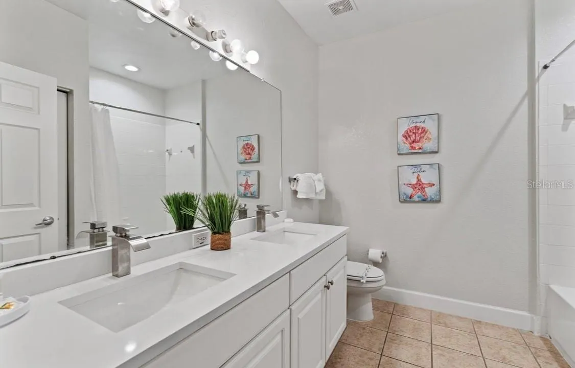 2964 LUCAYAN HARBOUR CIR #107, #107