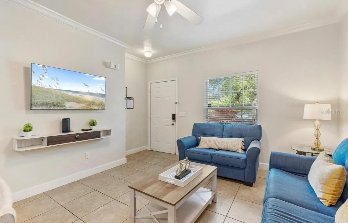 2964 LUCAYAN HARBOUR CIR #107, #107