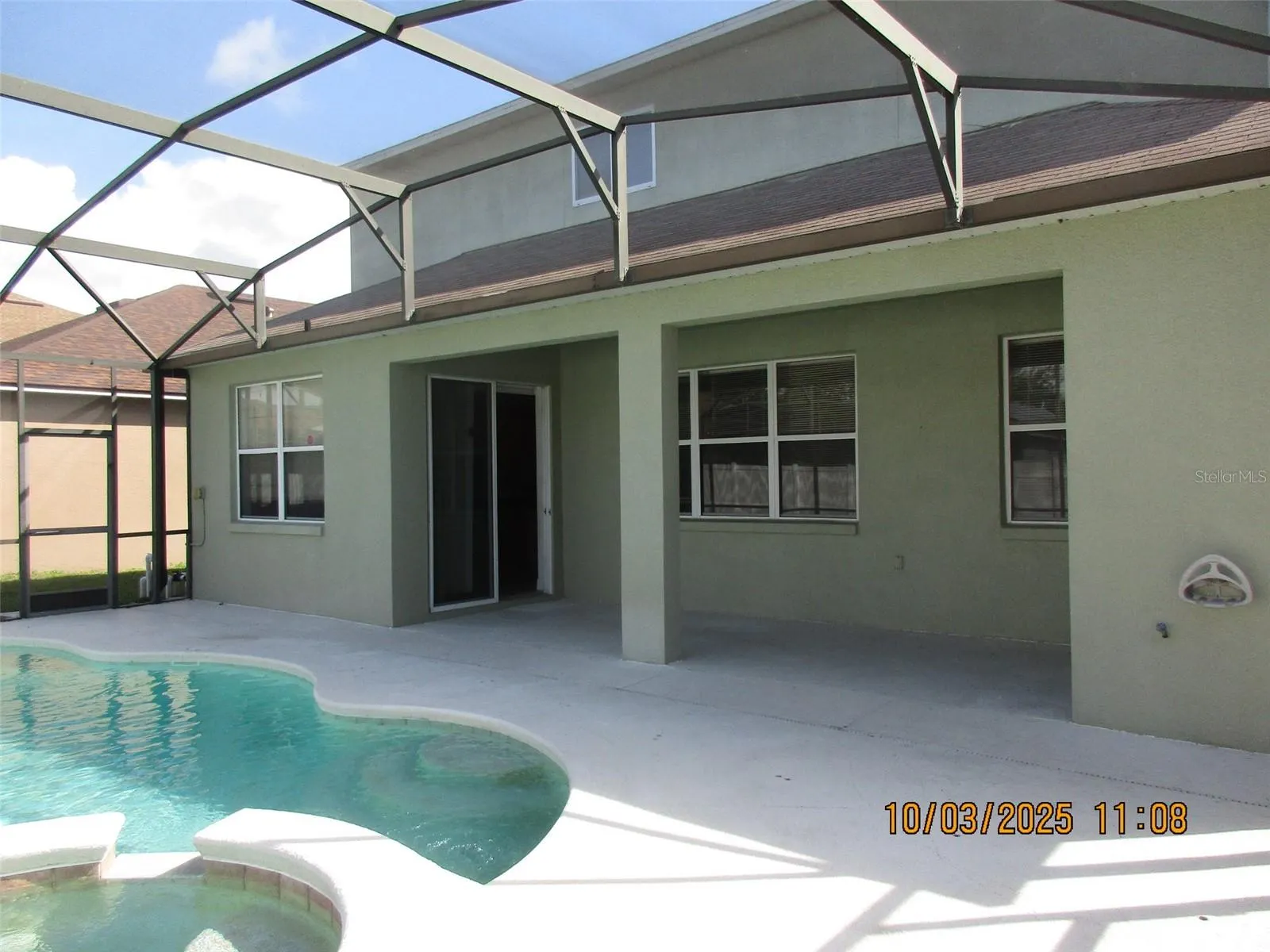 1022 BERKELEY DR