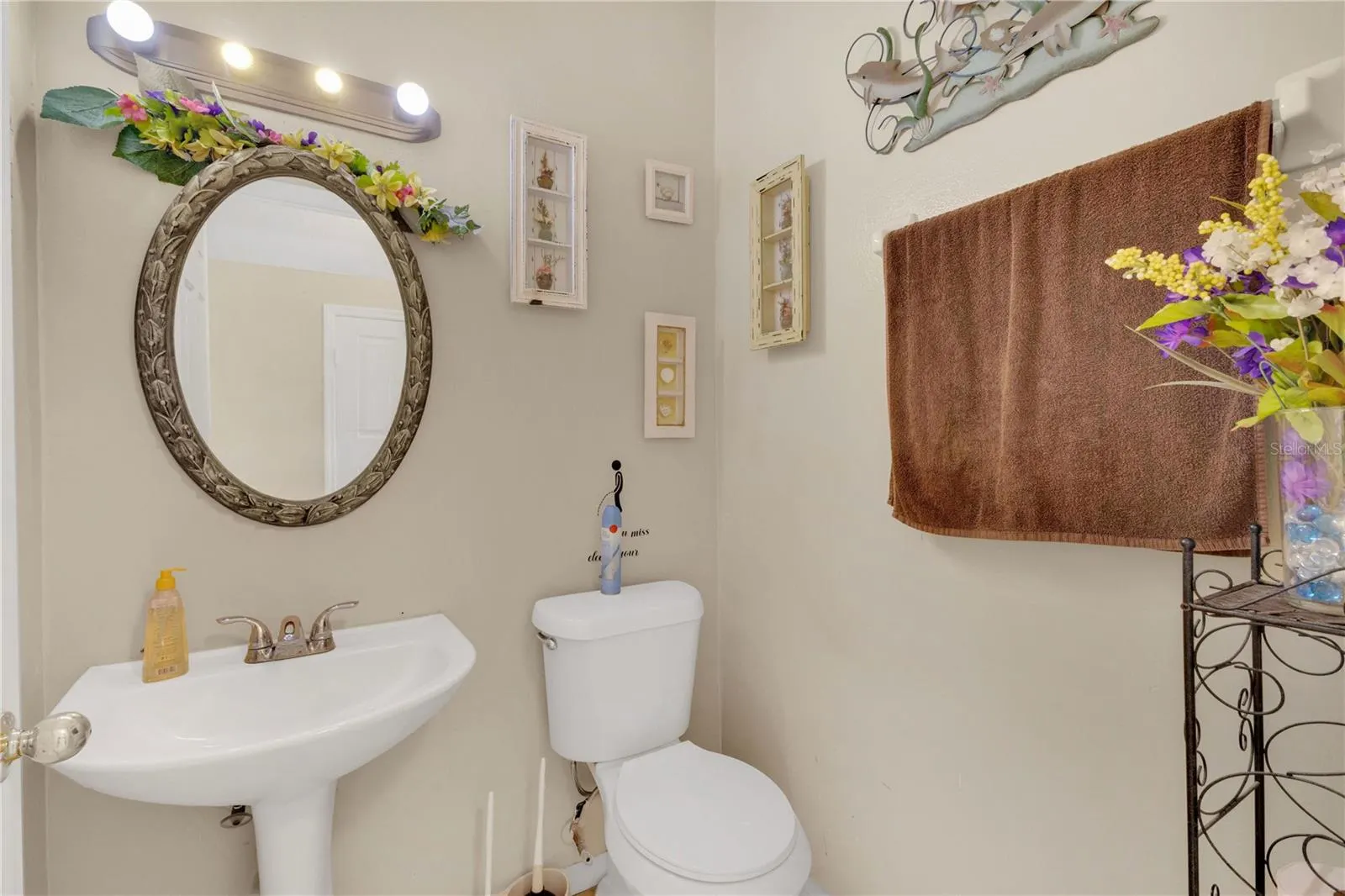 2263 MALLARD CREEK CIR