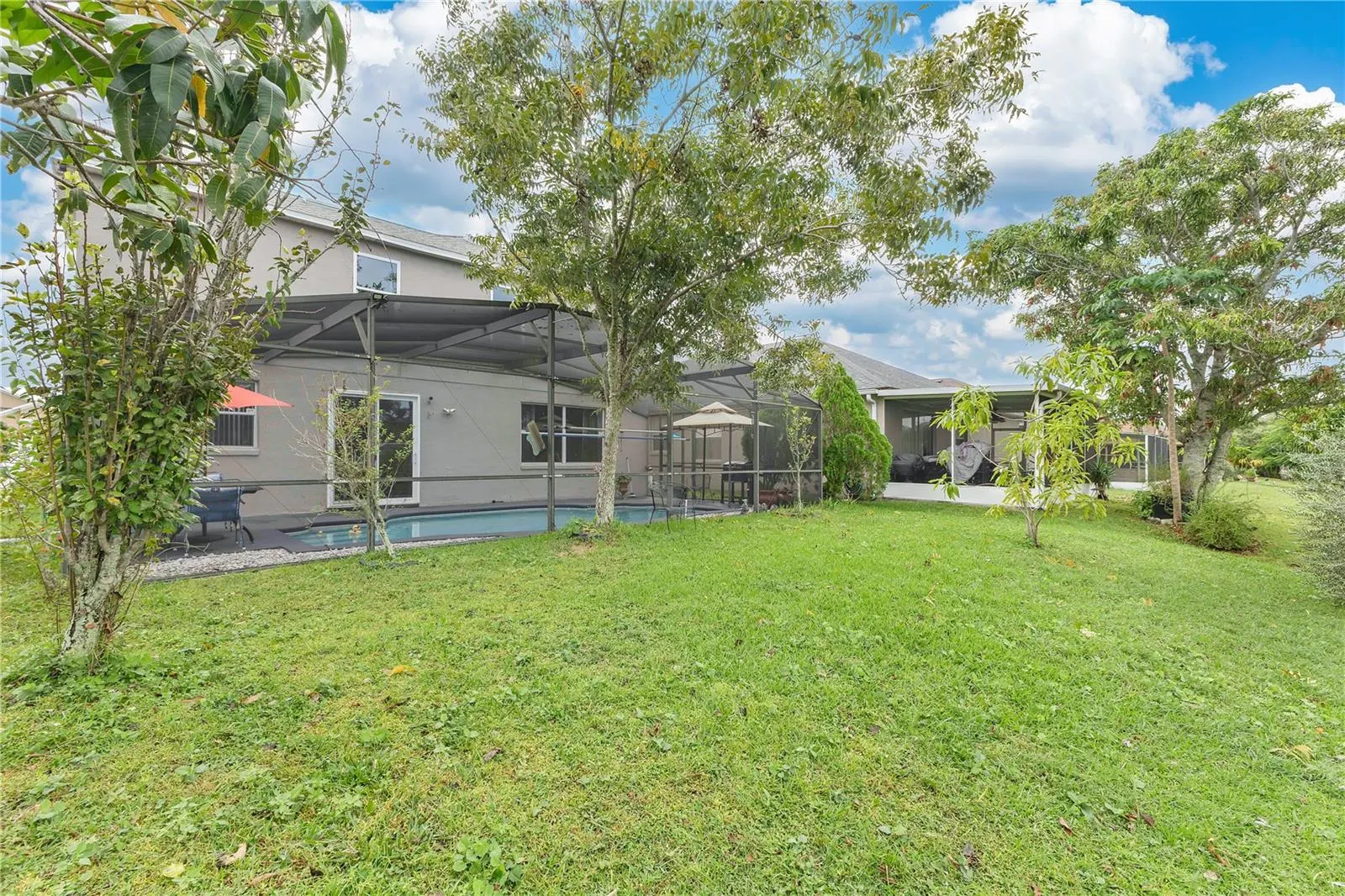 2263 MALLARD CREEK CIR