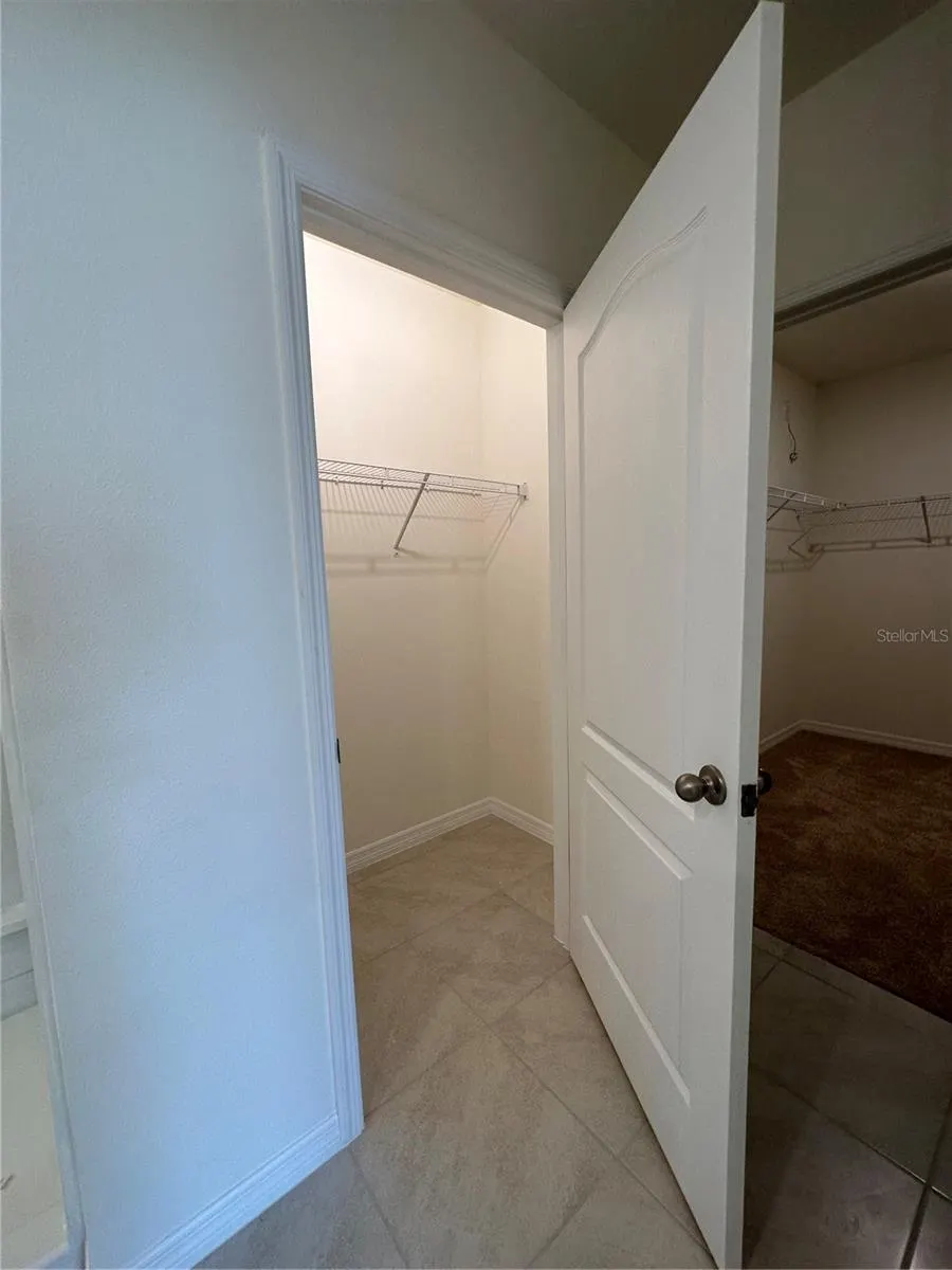 455 BOARDWALK AVE