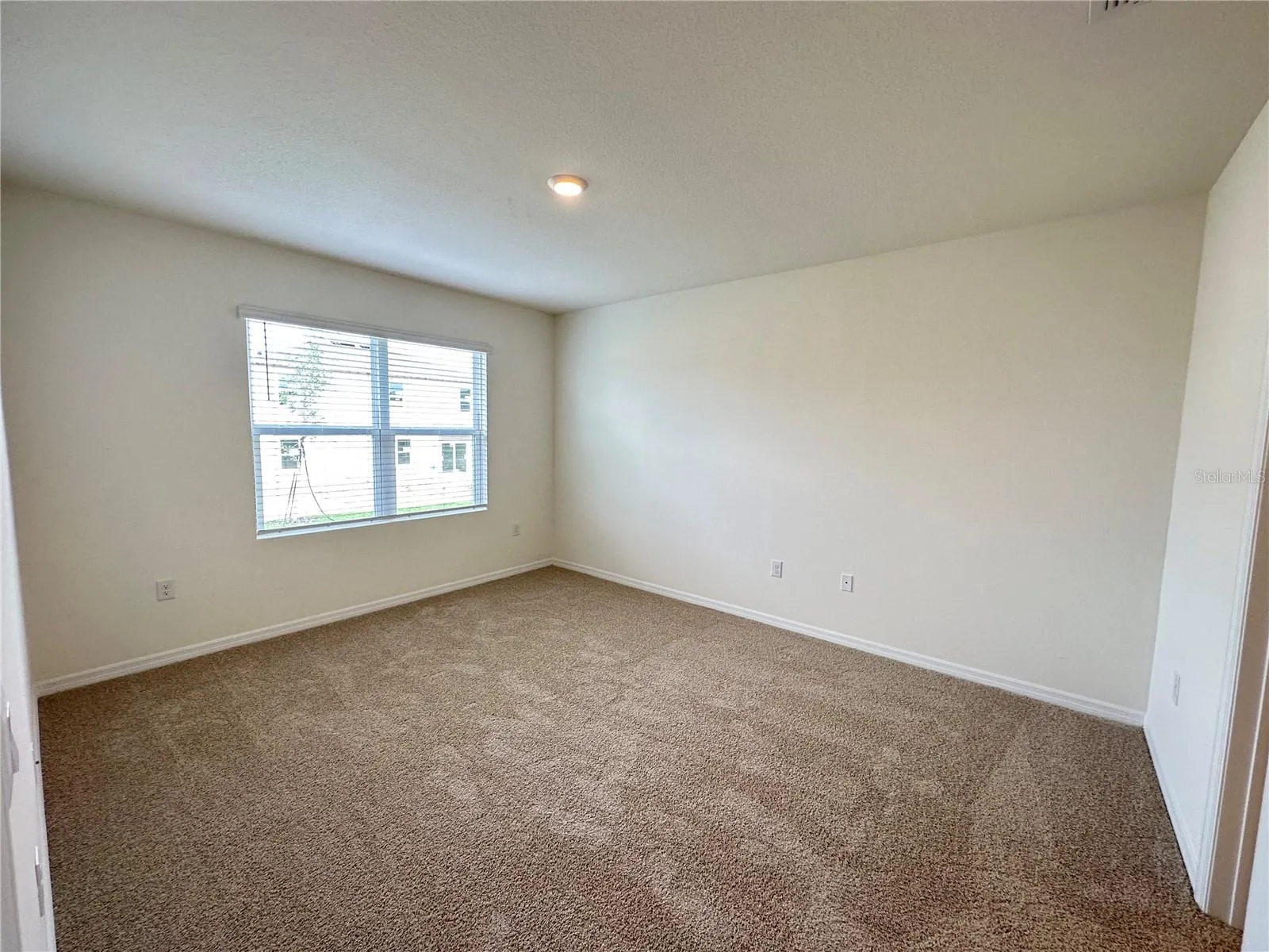 455 BOARDWALK AVE